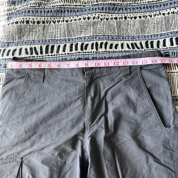 Patagonia Mens Swiftcurrent Grey Wet Wade Cargo Hiking Travel Shorts 10” Medium - Picture 12 of 13
